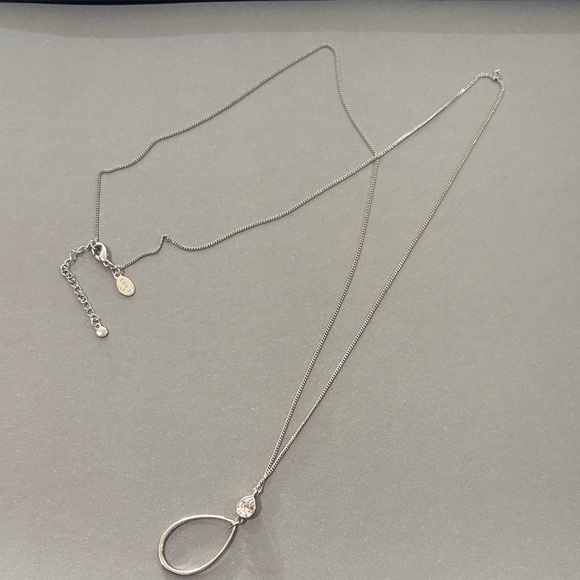 LOFT Jewelry - Elegant Silver Teardrop Pendant Necklace